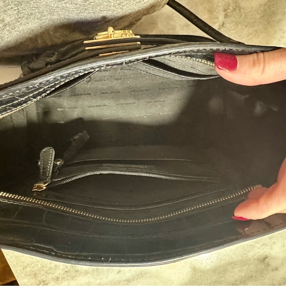 Michael Kors Shoulder Bag with Crocodile Embossed Leather - Picture 7 of 8